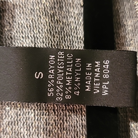 EMBELLISHED Top - Picture 8 of 8